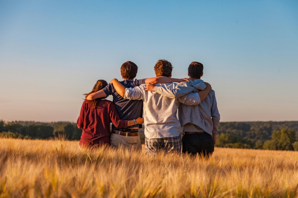 https://unsplash.com/photos/unknown-persons-standing-outdoors-2P6Q7_uiDr0

Dim Hou, Unsplash image:
Four people enjoying a group hug in a field.

Featured in
Health & Wellness, Spirituality